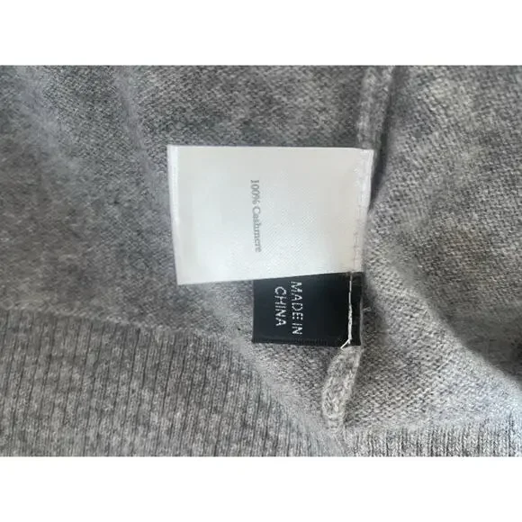 Iris & Ink 100% Cashmere V-Neck Sweater Size Medium - Picture 4 of 4